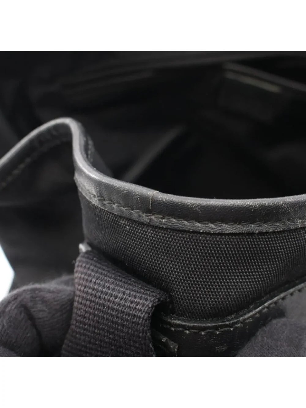 Gucci Tote Sherry Line Black Canvas Leather